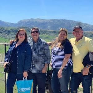 Meet your Posher, Dayami